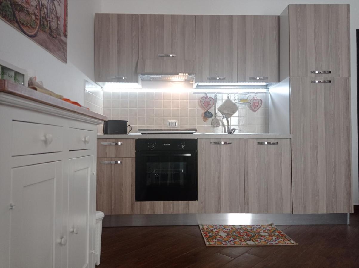Al Molo 6 Lägenhet Palermo Exteriör bild